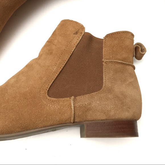 Steve Madden Suede Pull On Gored Ankle Boots - Picture 2 of 8
